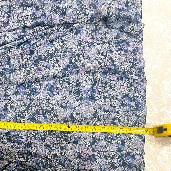 NWT BCBG BABYDOLL FLORAL DRESS. MINI LENGTH . ROMANTIC, FEMININE AND PLAYFUL - Picture 15 of 16